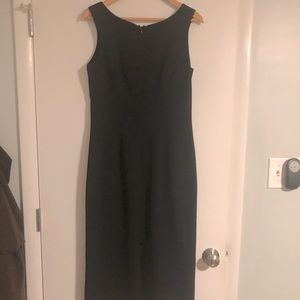 Lynn Lugo black gown size large